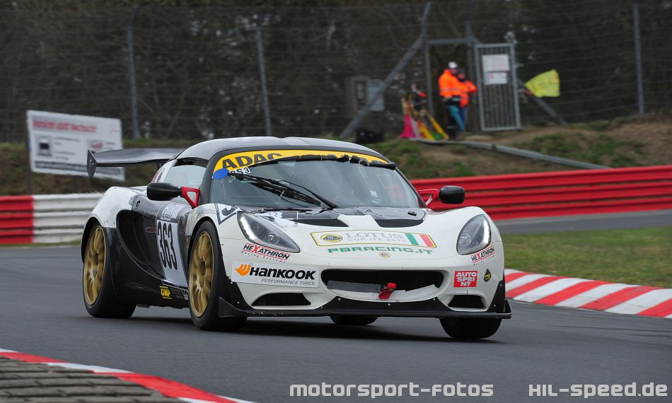 Stefano D'Aste auf Lotus Elise